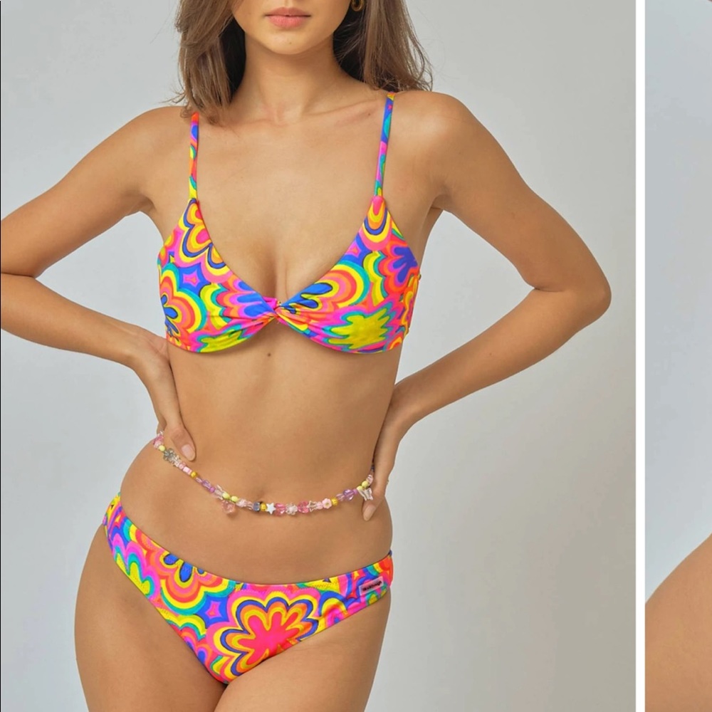Blackbough swim set. Brand new!